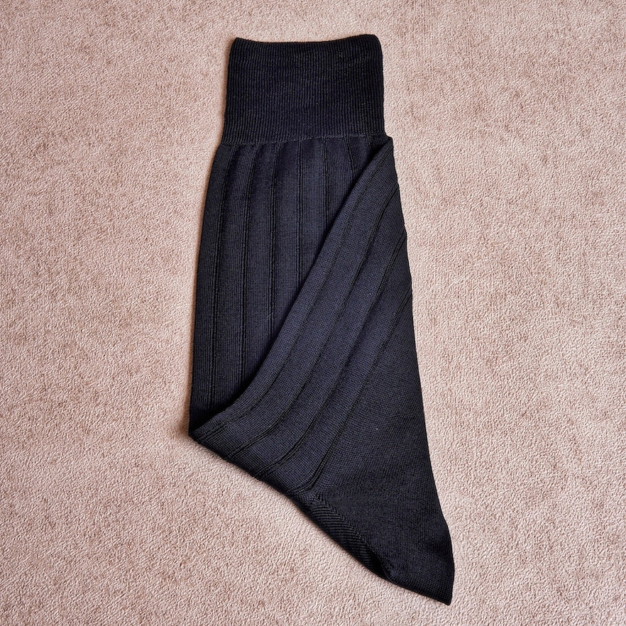 Carpi Navy Mid Calf 240needls Cotton Socks