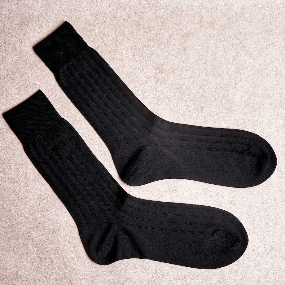 Carpi Black Mid Calf 240needls Cotton Socks
